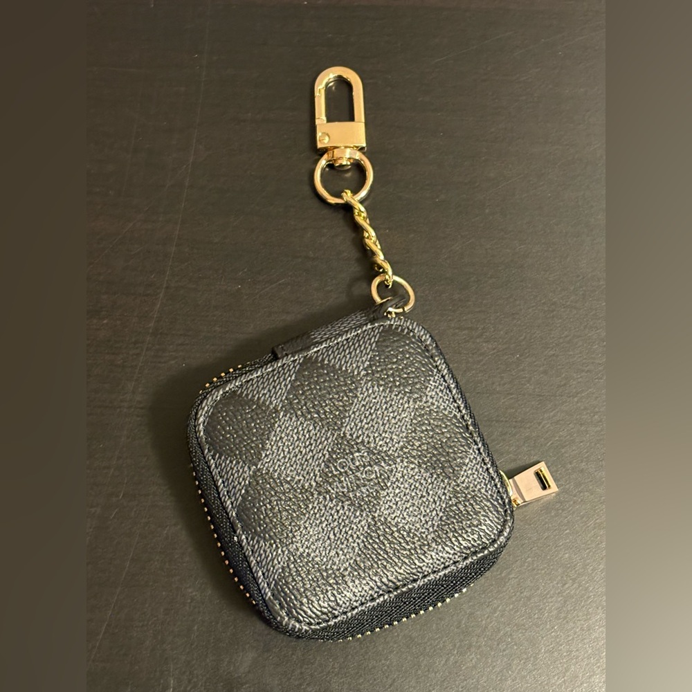 Designer AirPods Case Holder Black Check